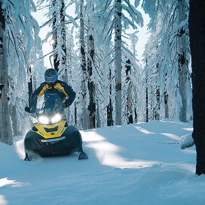 hors piste motoneige quebec