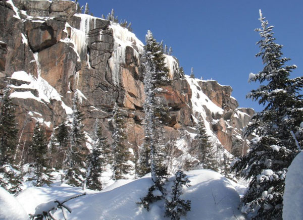 raquette sentier des murailles