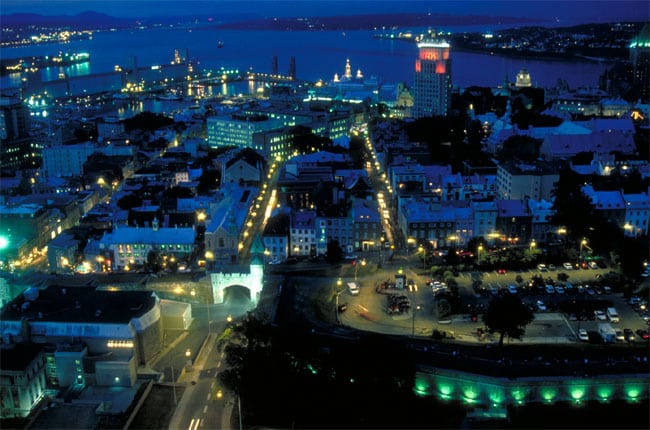 Ville de Québec la nuit