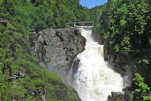 chute ste-anne québec