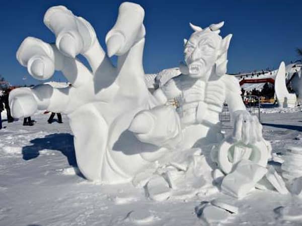 sculpture sur neige